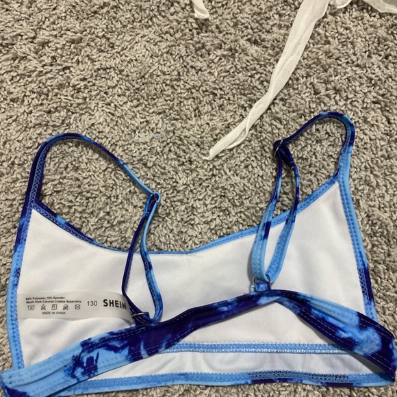 Bathing suit top, and a little cover-up shirt - Picture 3 of 4